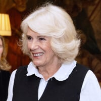 La raison a pris le dessus : la reine Camilla de retour après l'absence mais...