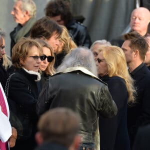 Nathalie Baye, Laura Smet, Tony Scotti, Sylvie Vartan, David Hallyday - Sorties de l'église de la Madeleine après les obsèques de Johnny Hallyday à Paris le 9 décembre 2017. © Veeren / Bestimage 