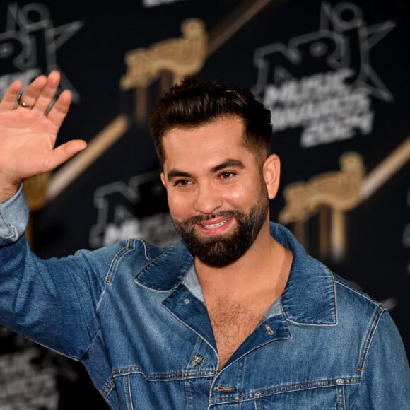 Kendji Girac au photocall de la 26ème édition des NRJ Music Awards à Cannes, le 1er novembre 2024. © Bebert-Guignebourg/Bestimage