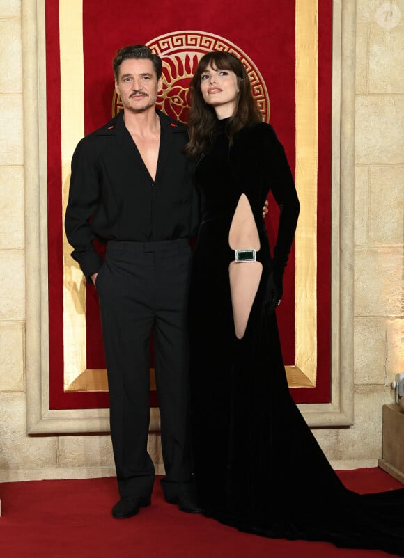 Pedro Pascal et sa femme Lux - Première du film "Gladiator II" à l'Odeon Leicester Square à Londres. Le 13 novembre 2024