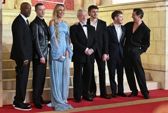 Denzel Washington, Joseph Quinn, Connie Nielsen, Ridley Scott, Paul Mescal, Fred Hechinger et Pedro Pascal - Première du film "Gladiator II" à l'Odeon Leicester Square à Londres. Le 13 novembre 2024 © Eddie Mulholland / Pool / Bestimage 