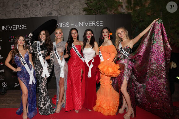 Plusieurs miss, dont Miss Danemark, lors de l'élection de Miss Univers à Mexico City au Mexique Credit Image: © Yamak Perea/eyepix via ZUMA Press Wire