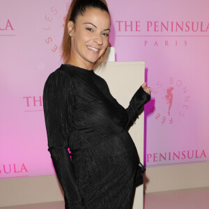 Denitsa Ikonomova (enceinte) - Photocall du 5ème gala de charité de l'association "Les Bonnes Fées" à l'occasion de la campagne mondiale "Octobre Rose" à l'hôtel Peninsula, Paris le 3 octobre 2024. A l'occasion de la campagne mondiale "Octobre Rose", l'hôtel Peninsula Paris lance son programme caritatif "Peninsula in Pink", dont les bénéfices de 254 400 Euros seront reversés à l'association "Les Bonnes Fées". © Coadic Guirec/Bestimage