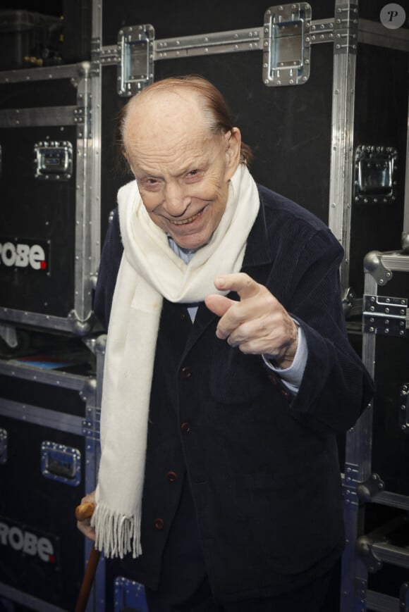 Et de compléter : "Sans elle, je n'aurais jamais fait tout ce que j'ai fait, ni comme compositeur, ni comme chanteur".
Exclusif - Charles Dumont - Backstage - Enregistrement de l'émission "Le grand échiquier, Spéciale Edith Piaf", présentée par C.Chazal et A.Manoukian, et diffusée le 12 mars sur France 2 © Jack Tribeca / Bestimage 