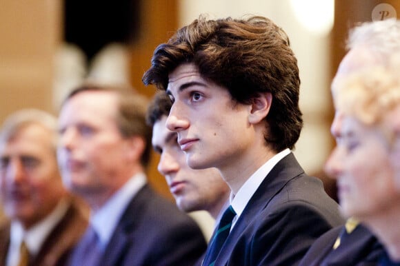 14 octobre 2012 - Boston, Massachusetts, États-Unis - Le petit-fils du président John F. Kennedy, JACK SCHLOSSBERG, écoute un orateur lors du programme du 50e anniversaire de la crise des missiles cubains à la bibliothèque Kennedy..Photo by © Kelvin Ma/ZUMAPRESS.com/ABACAPRESS.COM