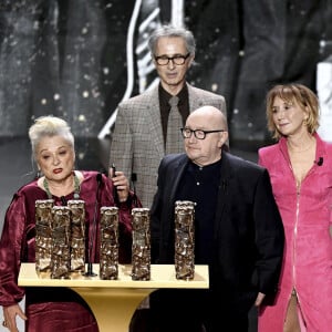 Un César spécial pour la troupe du Splendid, Josiane Balasko, Michel Blanc, Thierry Lhermitte, Marie-Anne Chazel, sur scène lors de la 46ème cérémonie des César à l'Olympia à Paris le 12 mars 202. © Bertrand Guay/ Pool / Bestimage