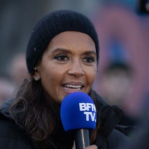 Karine Le Marchand soutient les agriculteurs sur le barrage de l'Autoroute A4 à hauteur de Jossigny en Seine et Marne le 29 Janvier 2024.  © Jeremy Melloul - Pierre Perusseau / Bestimage