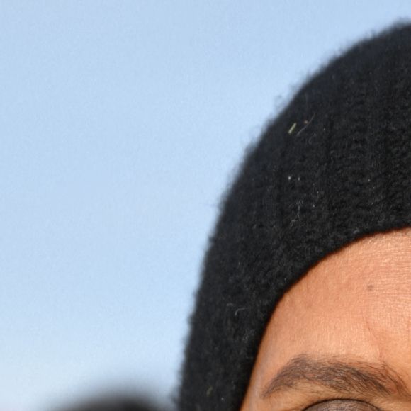 Comme elle l'avait annoncé la semaine dernière, l'animatrice de l'émission "L'amour est dans le pré", Karine Le Marchand, a amené près de 200 croissants aux agriculteurs sur un barrage sur l'autoroute A4 aux portes de Paris, pour leur affirmer son soutien. Le 29 janvier 2024 © Pierre Perusseau - Jeremy Melloul / Bestimage
