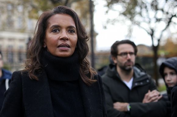 Karine Le Marchand lors d'une marche contre l'antisémitisme à Paris, le 12 novembre 2023 © Stéphane Lemouton / Bestimage