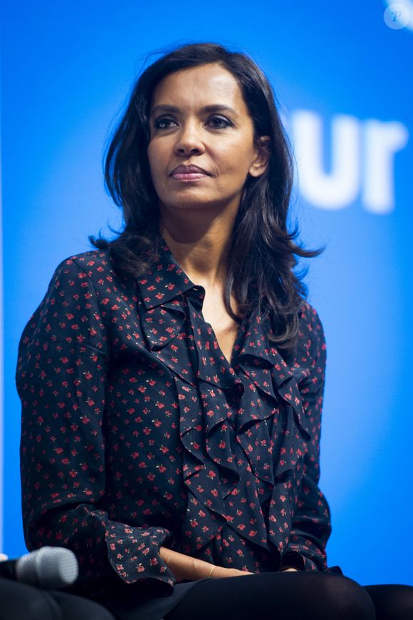 Karine Le Marchand (marraine de la CNDP (Commission nationale du débat public) et animatrice de lémission "L'amour est dans le pré") au 57ème salon International de l'Agriculture au parc des expositions de la porte de Versailles à Paris, France, le 23 février 2020. © Jean-Baptiste Autissier/Panoramic/Bestimage