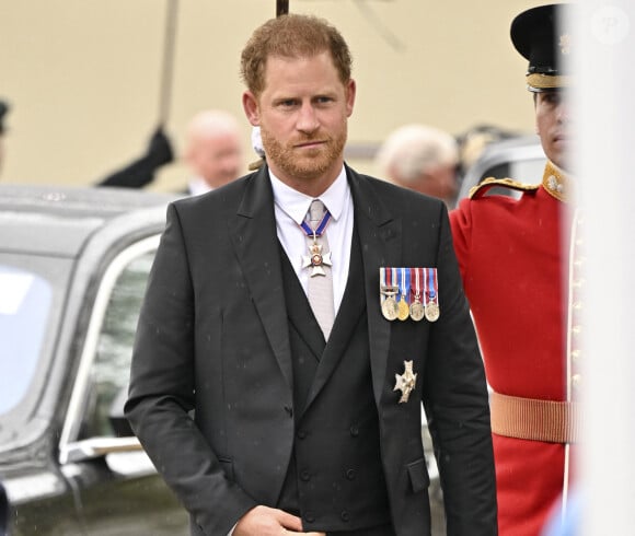 Le prince Harry, duc de Sussex - Les invités arrivent à la cérémonie de couronnement du roi d'Angleterre à l'abbaye de Westminster de Londres, Royaume Uni, le 6 mai 2023 