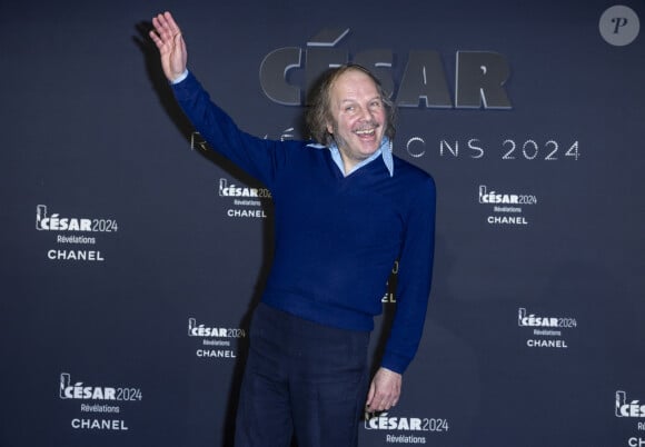 Philippe Katerine au photocall du dîner César Révélations 2024 à L'Élysée Montmartre à Paris le 15 janvier 2024. © Olivier Borde / Bestimage