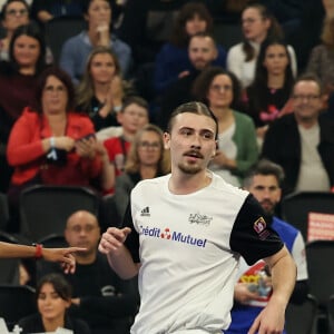 Pierre Garnier - Match de futsal lors de la nouvelle édition du Foot-Concert organisé par le Réseau A.Ma.N.D./Huntington Avenir à la LDLC Arena à Lyon le 11 Novembre 2024. © Dominique Jacovides/Bestimage