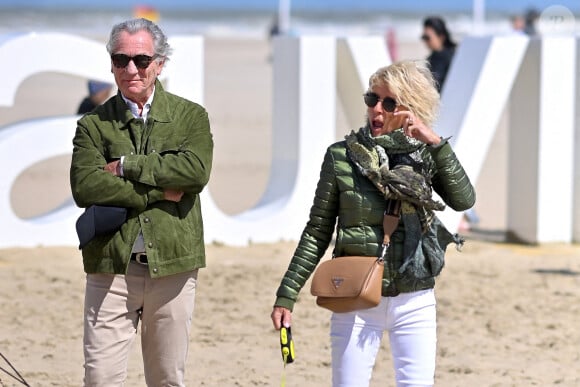 William Leymergie et Sophie Davant célèbrent le 100e anniversaire de l'inauguration des Planches de Deauville, Calvados, France, le samedi 6 juillet 2024. La journée de festivités a débuté par le dévoilement d'une plaque patrimoniale sur la place Claude-Lelouch. Photo par Franck Castel/ABACAPRESS.COM