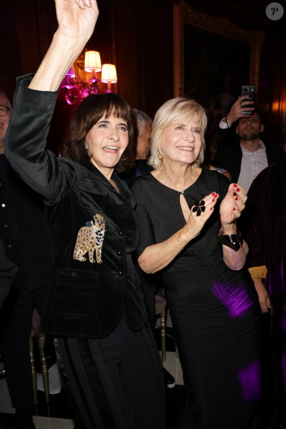 Exclusif - Nathalie Garçon et Catherine Ceylac - Défilé rétrospectif Nathalie Garçon à l'occasion de ses 35 ans de sa marque lors d'une closing party à l'hôtel Raphael à Paris le 19 novembre 2024.