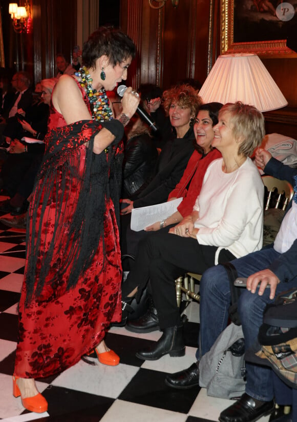 Exclusif - Caroline Loeb et Véronique Jannot - Défilé rétrospectif Nathalie Garçon à l'occasion de ses 35 ans de sa marque lors d'une closing party à l'hôtel Raphael à Paris le 19 novembre 2024.