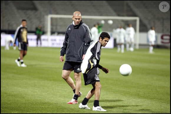 Jamel Debbouze et Zinédine Zidane.