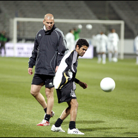 Jamel Debbouze et Zinédine Zidane.