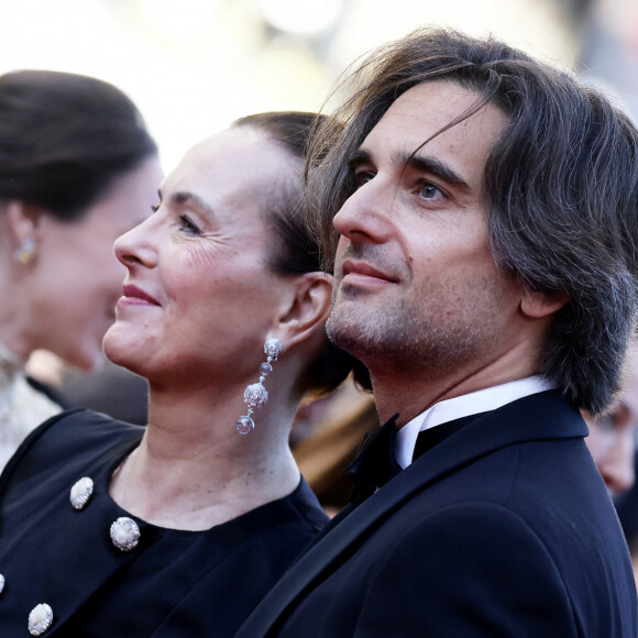 Il y a quelques semaines
Dimitri Rassam et sa mère Carole Bouquet - Montée des marches du film " Megalopolis " lors du 77ème Festival International du Film de Cannes, au Palais des Festivals à Cannes. © Jacovides-Moreau / Bestimage