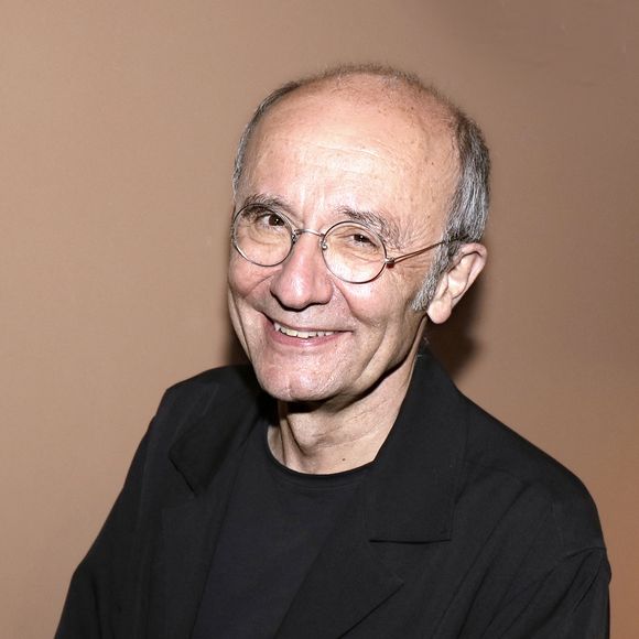 Exclusif - Portrait de Philippe Geluck à Paris le 9 avril 2021. © Cédric Perrin / Bestimage 