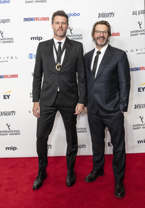 25 novembre 2024, New York, New York, États-Unis : Maarten Millen et Olivier Goris assistent aux International Emmy Awards à l'hôtel Hilton Times Square de New York le 25 novembre 2024 (image de crédit : © Lev Radin/ZUMA Press Wire)