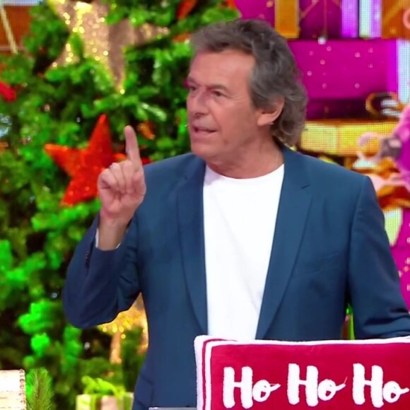 "Les 12 coups de midi" : Jean-Luc Reichmann prêt à quitter le jeu de TF1 ? L'animateur évoque son avenir
Jean-Luc Reichmann sur le plateau des "12 coups de midi"