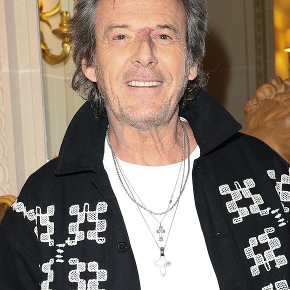 Jean-Luc Reichmann lors de la soirée de gala pour la fondation de la recherche en physiologie, les Stethos, au George V à Paris le 18 mars 2024. © Coadic Guirec / Bestimage 