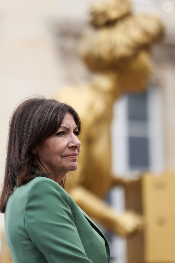 Anne Hidalgo, maire de Paris - Inauguration de l'exposition "Dix femmes en or à l'Assemblée nationale " dans la cour d'Honneur du Palais Bourbon, Paris, le 17 septembre 2024. © Stéphane Lemouton / Bestimage 