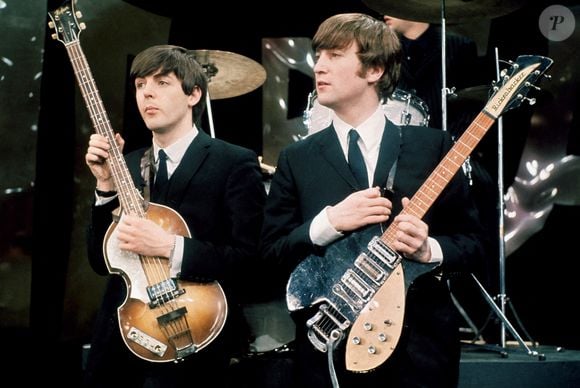 Paul McCartney, John Lennon, (The Beatles), 1964) Photo par The Hollywood Archive / Hollywood Archive/Avalon/ABACAPRESS.COM