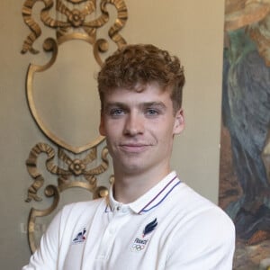 Léon Marchand - Les Toulousains ont accueilli avec ferveur les athlètes de la Ville rose et de ses alentours, après leur performance aux Jeux Olympiques de Paris 2024 sur la place du Capitole le 18 septembre 2024. © Frédéric Maligne/Bestimage