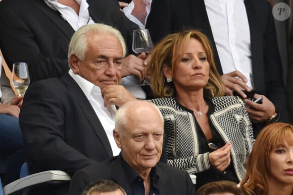 Dominique Strauss Kahn et Myriam L'Aouffir assistent à la finale de la Coupe de France entre l'A.J Auxerre et le Paris Saint-Germain FC au Stade de France le 30 mai 2015 à Paris, France. Photo par Laurent Zabulon/ABACAPRESS.COM