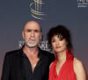 Pour l'occasion, de nombreuses célébrités ont fait le déplacement dont Rachida Brakni et son mari Eric Cantona. 
Eric Cantona et sa femme Rachida Brakni - 21ème Festival du film de Marrakech au Maroc le 1er décembre 2024. © Dominique Jacovides/Bestimage