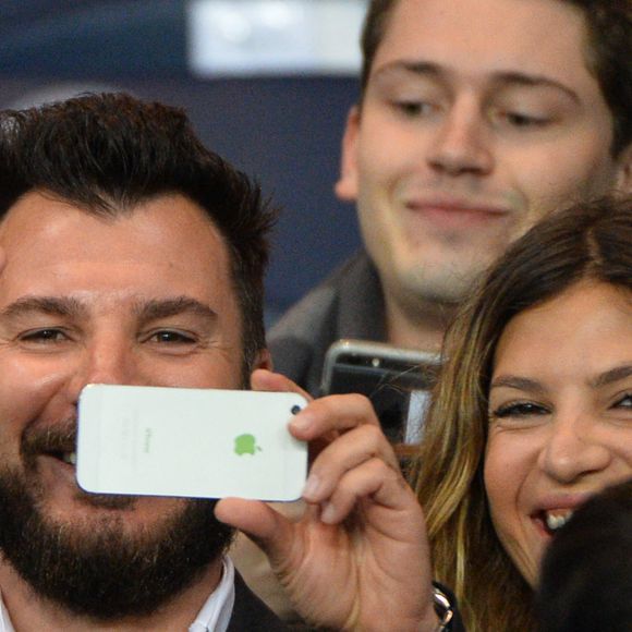 Michaël Youn et Isabelle Funaro au match Paris Saint-Germain/Olympique de Marseille, le 4 octobre 2015.