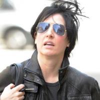 Sharleen Spiteri : Elle revient en chanson mais a oublié de miser sur son look !