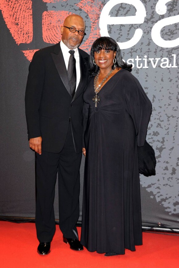 Samuel L. Jackson et sa femme, à l'occasion de l'ouverture du 2e Festival International du Film Policier de Beaune, dans la Côte d'Or, le 8 avril 2010.