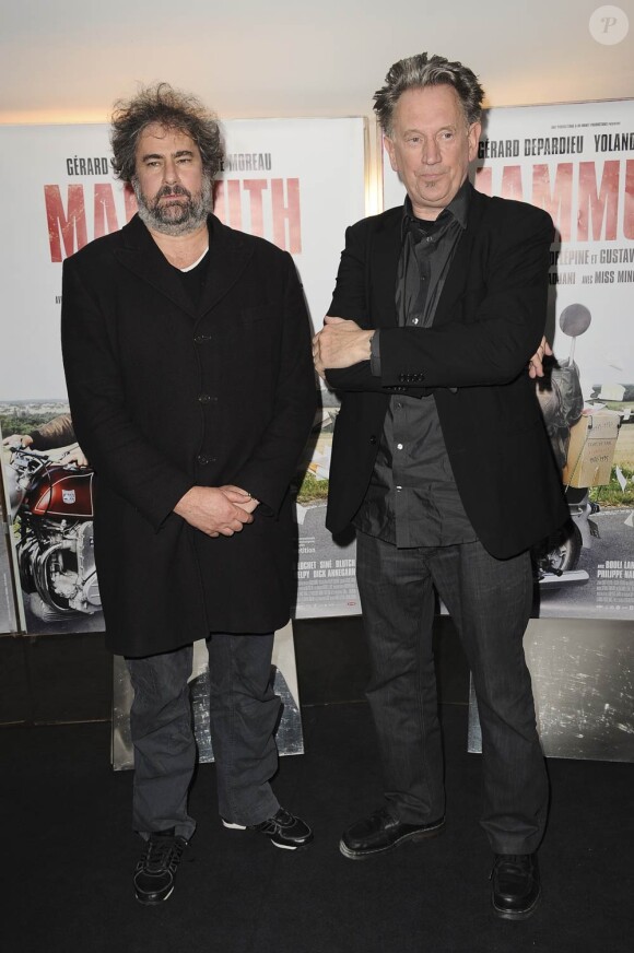 Gustave Kervern et Benoît Delépine, à l'occasion de l'avant-première de Mammuth, à l'UGC Ciné-Cité des Halles, à Paris, le 16 avril 2010.