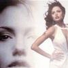 Angelina Jolie dans le téléfilm Anatomie d'un top model (1998), l'histoire vraie de Gia Marie Carangi, une jeune américaine d'origine modeste rapidement devenue l'un des top model les plus en vue