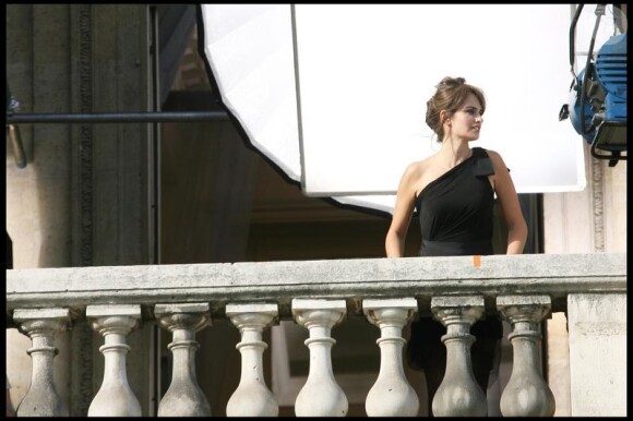 Penélope Cruz pose devant l'objectif de Mario Testino, à Paris. Elle est le nouveau visage de Trésor, de Lancôme. 28/04/2010