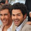 Rachid Bouchareb et Jamel Debbouze lors du photocall du film Hors-la-loi le 21 mai 2010 durant le festival de Cannes