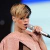 Numéro 44 du classement FHM 2010 : Rihanna