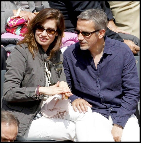 Emmanuelle Devos et Jean-Pierre Lorit, à Roland-Garros, le 31 mai 2010.