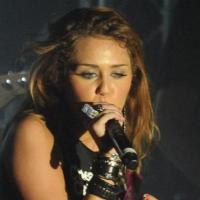 Miley Cyrus est à Paris : décryptage d'un phénomène mondial... qui rapporte très gros !