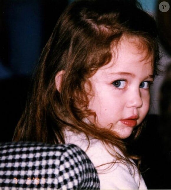 Miley Cyrus, ici durant ses plus tendres années, est la fille du chanteur de country Billy Ray Cyrus.