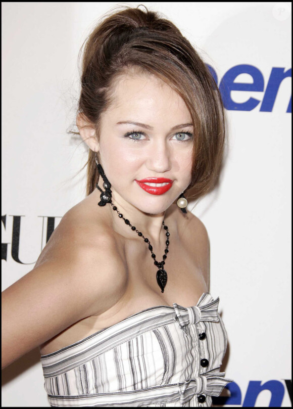 Miley Cyrus au Teen Vogue en septembre 2007