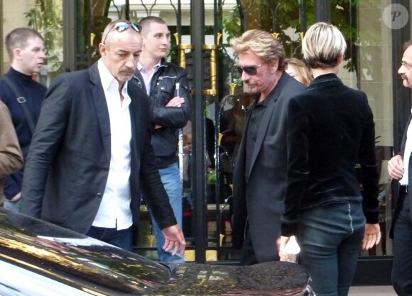Johnny Hallyday et Laeticia sont allés dîner au George V, à Paris. 26/05/2010