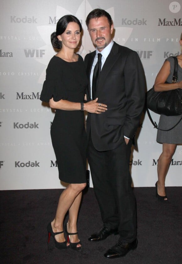 Courteney Cox et son époux David Arquette ont assisté à la soirée avec plaisir. 1/06/2010