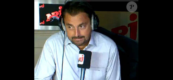 Nikos Aliagas et Henri Leconte improvisent un concours d'imitation, vendredi 4 juin, dans le 6/9 sur NRJ... Le thème : Jacques Chirac !
