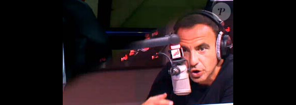 Nikos Aliagas et Henri Leconte improvisent un concours d'imitation, vendredi 4 juin, dans le 6/9 sur NRJ... Le thème : Jacques Chirac !