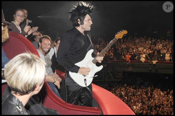 Johnny Hallyday et Laeticia au concert de Matthieu Chedid, à L'Olympia, le 27 mai 2010 !
