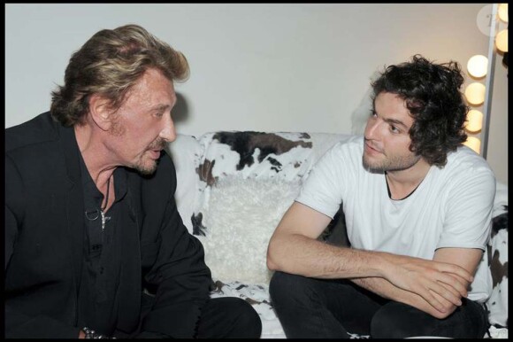 Johnny Hallyday et Laeticia au concert de Matthieu Chedid, à L'Olympia, le 27 mai 2010 !